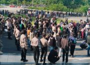 Aksi Tolak Tambang Jilid 3 di Kantor Gubernur Sulbar Berjalan Damai