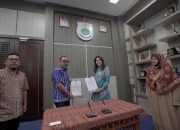 Gubernur Suhardi Duka Teken MoU dengan PT Mars untuk Pengembangan Kakao di Sulbar   
