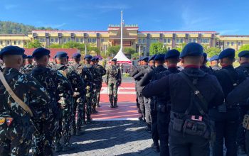 Pesan Mendalam Warnai Farewell Parade Kapolda Sulbar: Tongkat Estafet Kepemimpinan Diserahkan