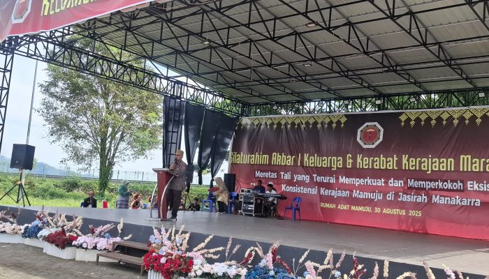 Silahturahmi Akbar 1 Keluarga dan Kerabat Kerajaan Maradika Mamuju, Jalin Ukhuwah dan Lestarikan Tradisi