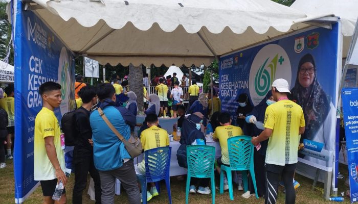 Dinas Kesehatan Sulbar Hadirkan Layanan Cek Kesehatan Gratis di Ajang Mamuju Run 2025   