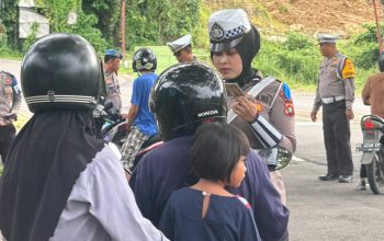 Polda Sulbar Ajak Pengendara Tertib Lalu Lintas Melalui Operasi Zebra Marano   