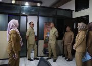 Sekda Sulbar Lakukan Kunjungan Dua OPD, Tekankan Disiplin dan Kolaborasi ASN