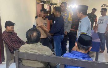 Polsek Tapalang Redam Konflik Melalui Mediasi Tokoh Masyarakat Galung dan Kasambang