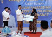 Di Majene, Gubernur SDK Bagikan 1.000 Paket dan Sampaikan Alokasikan Rp50 Miliar Untuk Pembangunan
