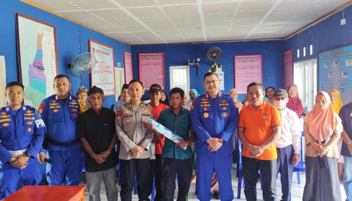 Ditpolairud Polda Sulbar Gelar Bimbingan dan Penyuluhan, Nelayan Desa Sumare Lebih Paham Aturan dan Keselamatan Laut