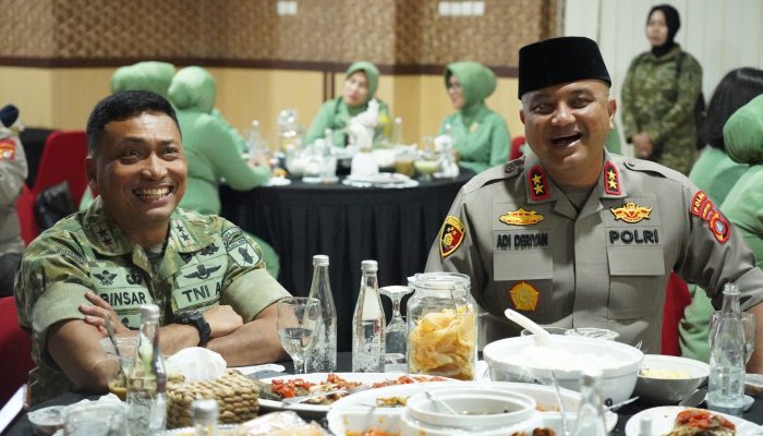 Kapolda Sulbar Hadiri Buka Puasa Bersama Pangdam XXIII/PW, Ramadan Penuh Berkah dengan Sinergi dan Aksi Sosial