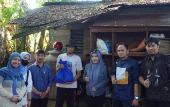 Semangat Panca Daya, PPPK Biro Hukum Sulbar Berbagi Sembako kepada Masyarakat