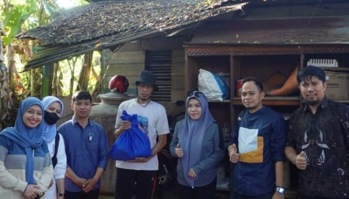 Semangat Panca Daya, PPPK Biro Hukum Sulbar Berbagi Sembako kepada Masyarakat