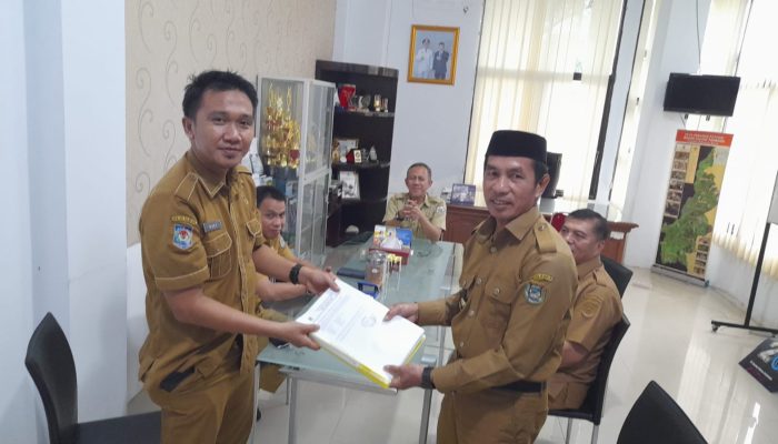 Kepala Dinas ESDM Sulbar Terima Kunjungan Kepala Desa Labuan Rano, Bahas Usulan Bantuan Listrik Gratis