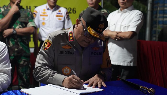 Kapolda Sulbar Bersama Forkopimda Pantau Arus Mudik dan Pos Pengamanan Idul Fitri 1447 H