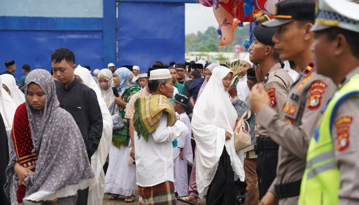 Polresta Mamuju Jaga Ketat Pelaksanaan Shalat Idul Fitri di Stadion Manakarra