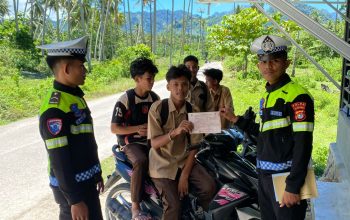 Stop Pelanggaran di Usia Dini, PJR Ditlantas Polda Sulbar Gencar Edukasi Tertib Berkendara di Kalangan Pelajar