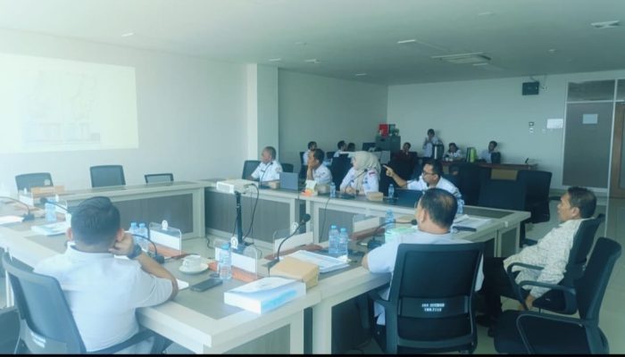 Kominfo Sulbar Paparkan Kinerja 2025 di DPRD, Fokus Perluasan Digitalisasi hingga Atasi Blankspot   