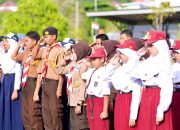 Upacara Hardiknas 2026, Gubernur Sulbar Gaungkan Transformasi Pendidikan Berbasis Digital