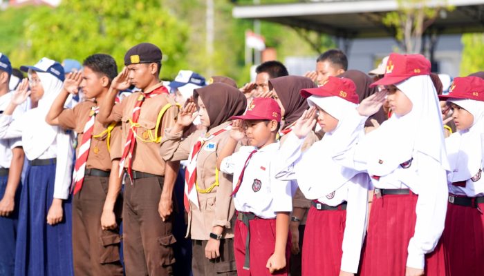 Upacara Hardiknas 2026, Gubernur Sulbar Gaungkan Transformasi Pendidikan Berbasis Digital