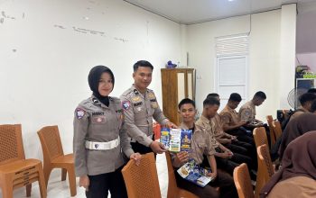 Ditlantas Polda Sulbar Sasar Pelajar, Sosialisasikan Keselamatan Berlalu Lintas di SMKN 1 Rangas