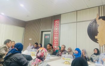 Entry Meeting Pengawasan Kemendagri, DKPPKB Sulbar Komitmen Tingkatkan Pelayanan Publik