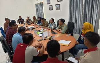 Pembinaan dan Pengawasan Harga TBS Berlanjut, Disbun Sulbar Kunjungi Lima Perusahaan Kelapa Sawit   