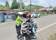 Jaga Keamanan dan Ketertiban, Polantas Polda Sulbar Lakukan Pengaturan dan Edukasi Lalu Lintas Menyeluruh di SD Inpres Auni Kalukku