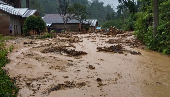 BPBD Sulbar Siaga Pascabencana Banjir dan Longsor di Mamasa dan Polman