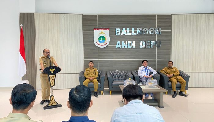 Gubernur SDK Lepas Persimaju Wakili Sulbar pada Laga Piala Presiden, Harap dapat Harumkan Daerah