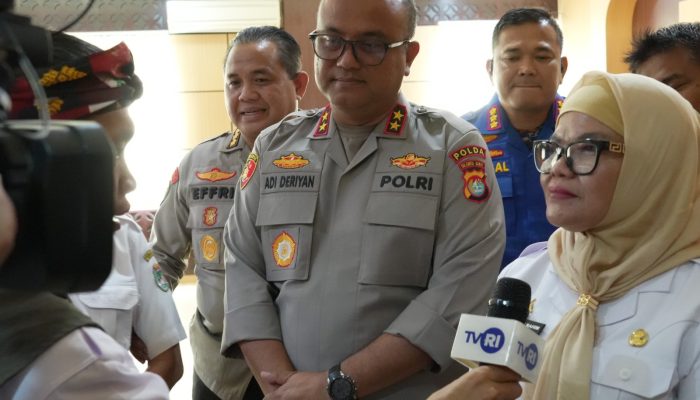 Pimpin Patroli Kesehatan Masyarakat Secara Daring, Kapolda Sulbar Instruksikan Jajaran Percepat Eliminasi TBC   