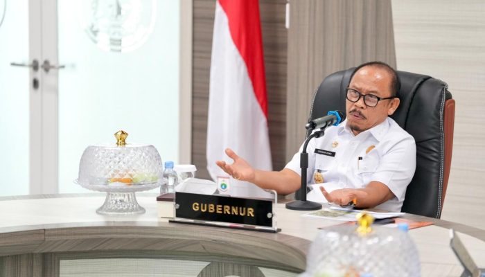 Gubernur SDK Ultimatum Perusahaan Sawit: Kalau Ada Perintah Pusat, Saya Cabut Izinnya, Harga TBS Tak Wajar