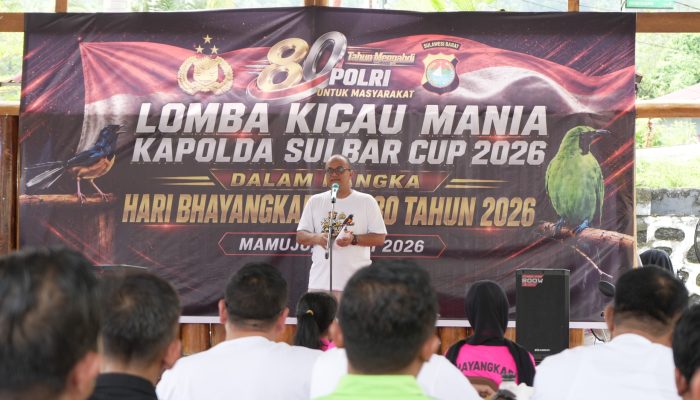 Kapolda Sulbar Buka Lomba Kicau Mania, Semarak Hari Bhayangkara ke-80   