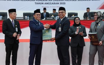 BPK RI Serahkan LHP LKPD 2025 ke DPRD Sulbar, Gubernur SDK Tegaskan Komitmen Tindak Lanjuti Rekomendasi BPK RI   