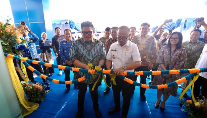 Resmikan Kantor Taspen Mamuju, Suhardi Duka Apresiasi Pengelolaan Lingkungan Berbasis IPAL