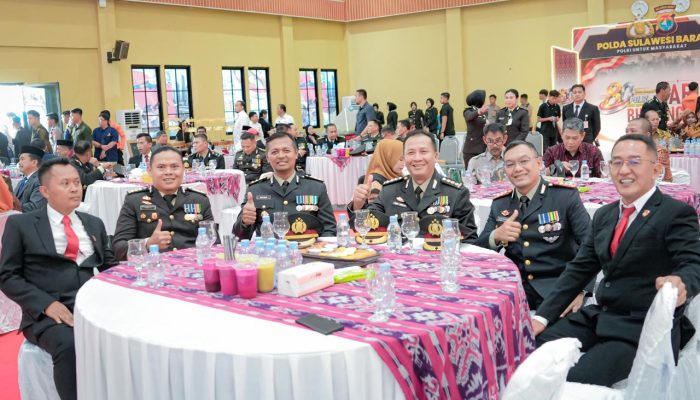 Luapan Kebahagiaan dan Kebersamaan Warnai Syukuran HUT Bhayangkara ke‑80 Polda Sulbar   