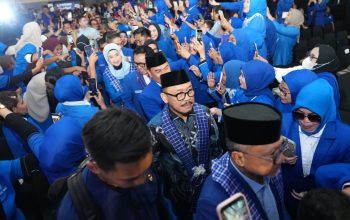 Gubernur SDK Hadiri Pelantikan DPW PAN Sulbar, Singgung Koalisi Pilgub 2029   