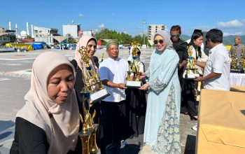Semarakkan Hari Jadi Mamuju ke-486, Pemkab Mamuju Gelar Pawai Ta’aruf 