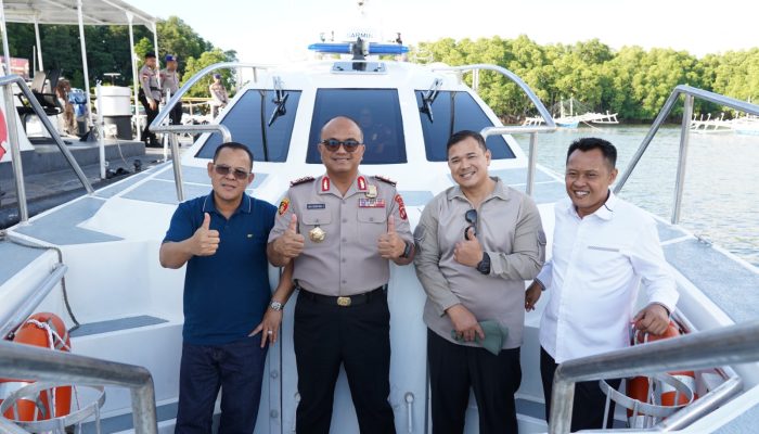 Kapolda Sulbar Cek Kesiapan Kapal Patroli Baru, Perkuat Pelayanan dan Pengamanan Perairan Sulawesi Barat   