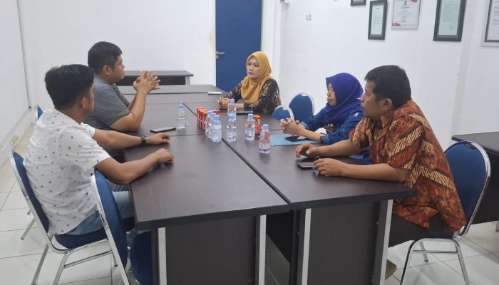Sinergi Tangkal Disinformasi, Humas Pemprov Sulbar Gelar Media Visit ke Kantor Redaksi di Mamuju