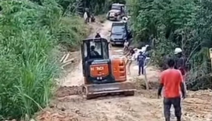 Rehab Jalan di Dusun Kalausu, Akses Masyarakat Ulumanda Kini Mulai Pulih