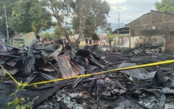 Pusdalops BPBD Sulbar Terima Laporan Kebakaran di Lingkungan Gaspol Polewali, Dua Rumah Rusak Berat dan Dua Rusak Ringan