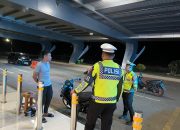 Perkuat Patroli Malam, Komitmen Ditlantas Polda Sulbar Jaga Kamseltibcarlantas Sepenuh Hati