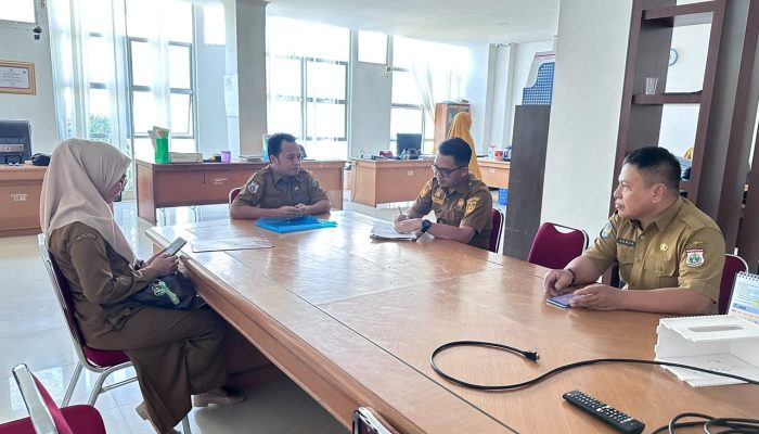 Dinas ESDM Sulbar Terima Kunjungan Manajemen Bank Sinarmas, Serahkan SLO Pembangkit Listrik