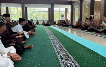Polda Sulbar Jaga Nilai Spritual, Hadirkan Keberkahan Bersama Anak Yatim dan Santri   