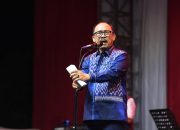 Prabowo Apresiasi Paskibraka Asal Sulbar, Gubernur Suhardi Duka Tegaskan Pentingnya Sekolah Rakyat