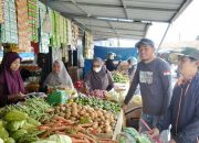 Dinas Pangan Sulbar Pantau Stabilitas Pasokan dan Harga Pangan di Pasar Baru Mamuju   