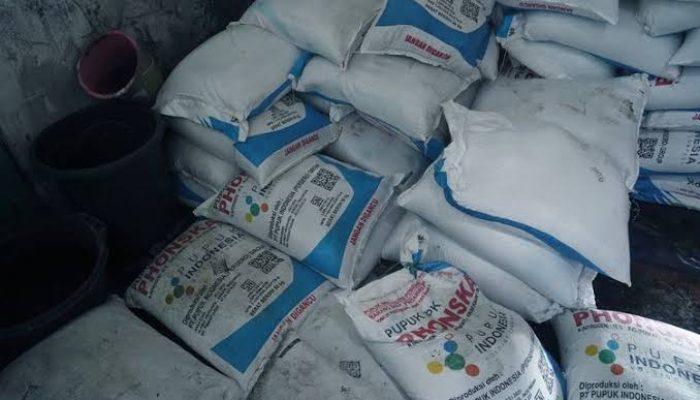 Dugaan Penampungan Pupuk Subsidi di Polsek Topoyo, Dibantah !