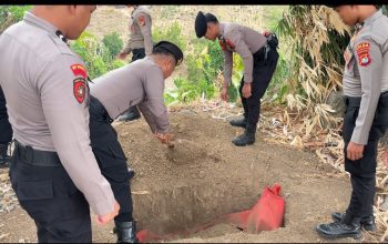 Kenang Pengabdian Setia, Apel Pemakaman Satwa K-9 “Getta” Digelar di Polda Sulbar   