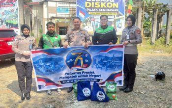 Wujud Syukur 71 Tahun Pengabdian, Ditlantas Polda Sulbar Tebar Kebaikan Lewat Bakti Sosial dan Anjangsana