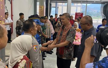 Disambut Hangat di Bumi Malaqbi, Irjen Pol Totok Suharyanto Awali Kepemimpinan dengan Semangat Kebersamaan   