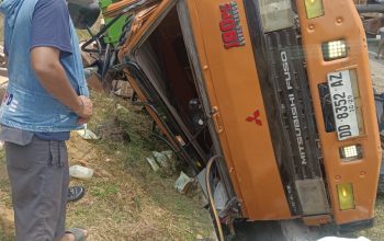 Sigap Tangani Kecelakaan Truk Pengangkut Minyak Kita, Ditlantas Polda Sulbar Imbau Pengemudi Utamakan Keselamatan