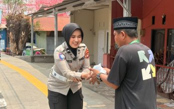 Peduli dan Memupuk Kebersamaan, Ditlantas Polda Sulbar Sambangi Pesantren Campaloga   