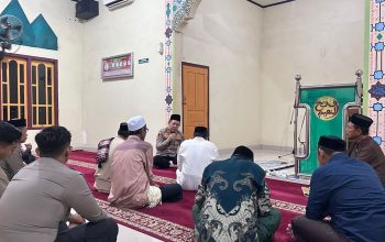 Kapolres Mamuju Tengah Pimpin Subuh Keliling di Tobadak, Serap Aspirasi Demi Kamtibmas Kondusif